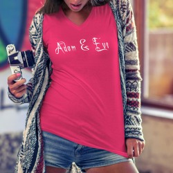 T-shirt 100% coton mode dame illustré du logo de la marque Adam & Eve® en blanc sur le devant et sur la manche droite